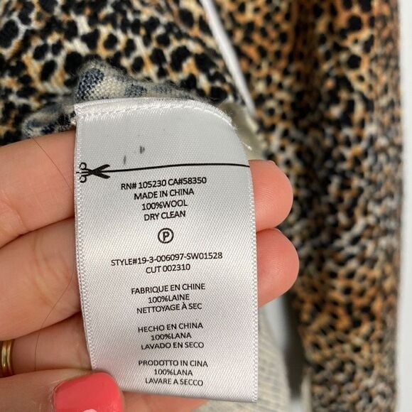 Equipment Raydon Animal-Print Wool Sweater - Picture 9 of 10